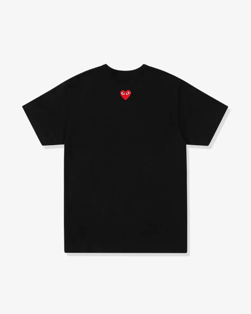 CDG-Play-Unisex-Reverse-Red-Heart-T-Shirt-Black.png